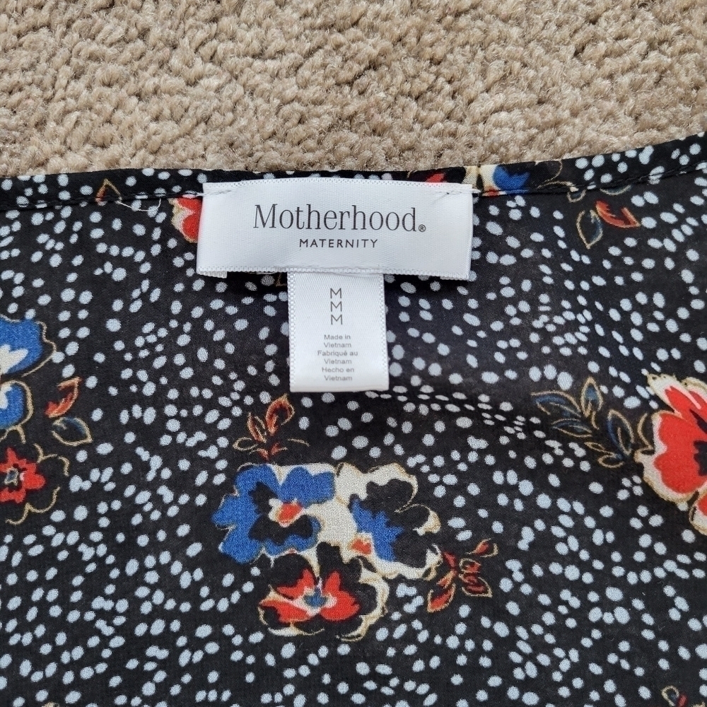 Motherhood Maternity black floral sheer flutter sleeve tank size M - Picture 2 of 7